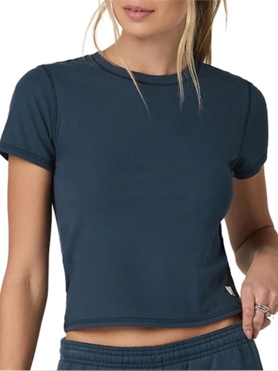 Vuori Tops - NWT Vuori Pose Fitted Cropped T-Shirt Ocean Blue Small